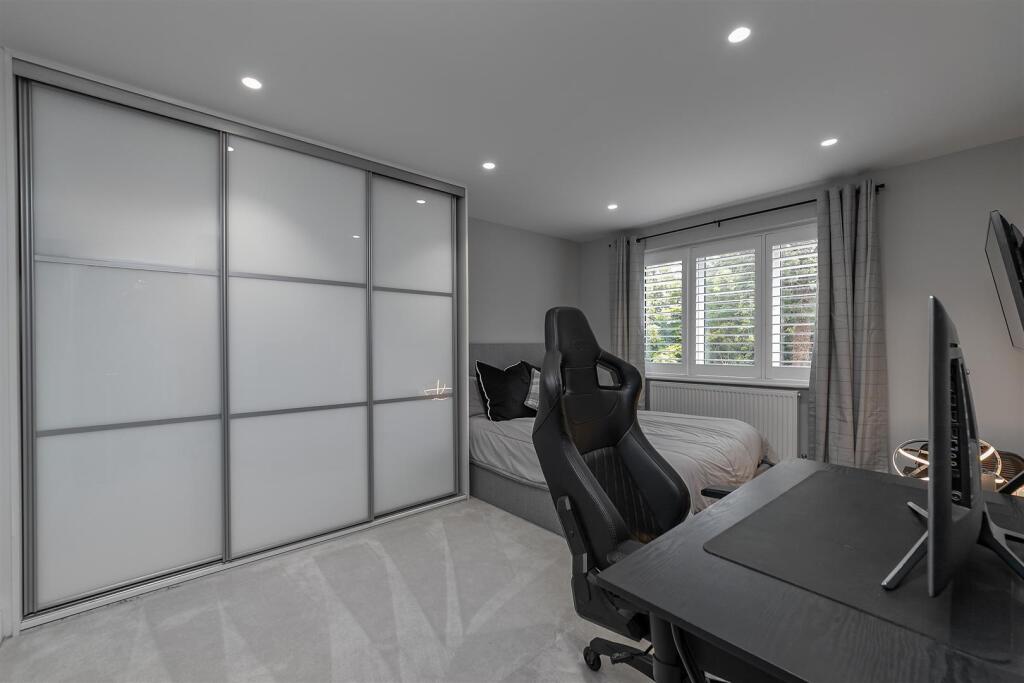 Additional image 22 of Ellenbrook Crescent