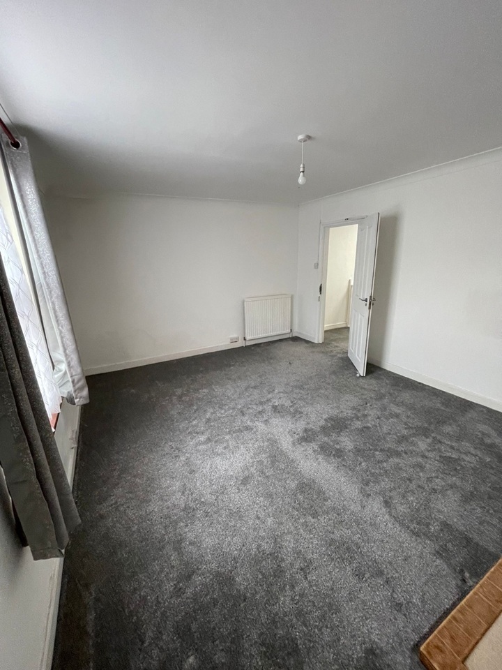 4 Bed End Terrace, Clark St, BS5, N1 7GU