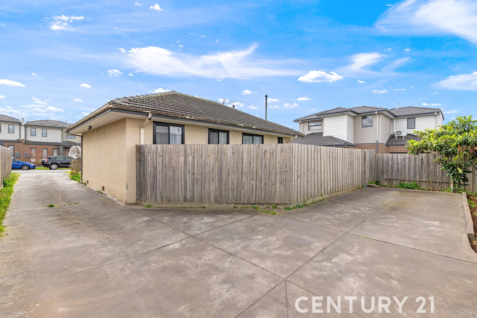 Additional image 11 of 1/18 Hughes Crescent, Dandenong North VIC 3175