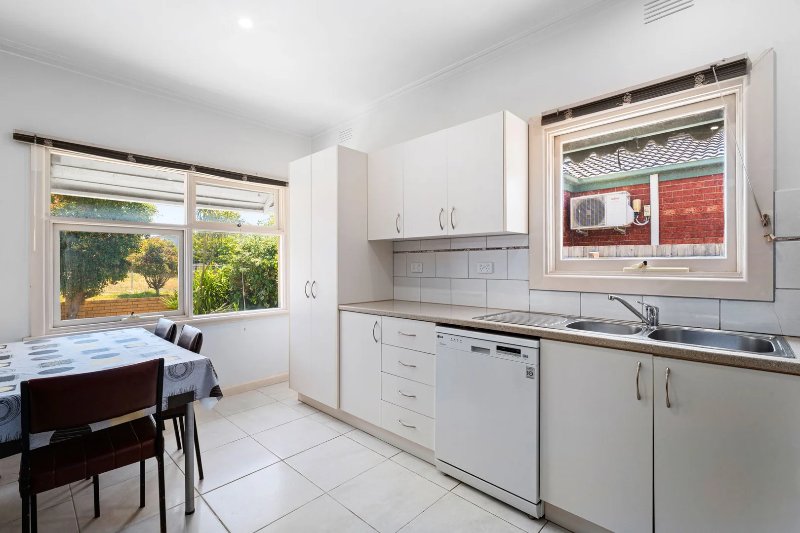 Additional image 5 of 38 Harlington Street, Clayton VIC 3168