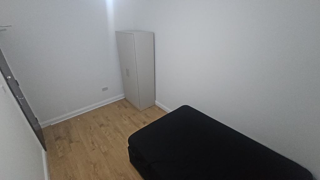 Additional image 39 of 8 bed shared accommodation to rentBiscot Road, Luton LU3