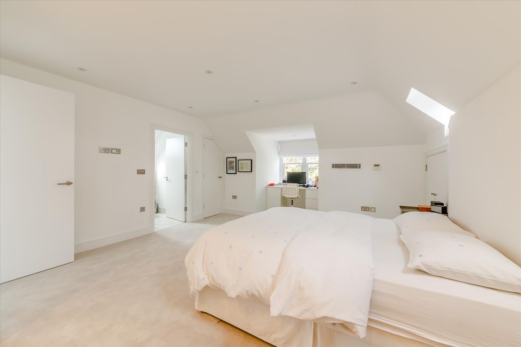 Additional image 13 of 5 bed detached house to rentLondon Road, Ascot, Berkshire SL5