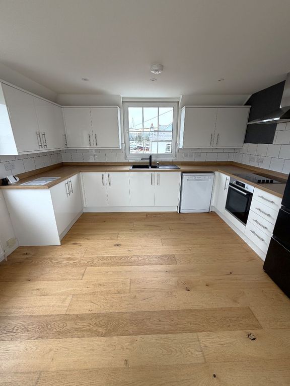 3 bed flat to rentEast Quay, Hayle TR27