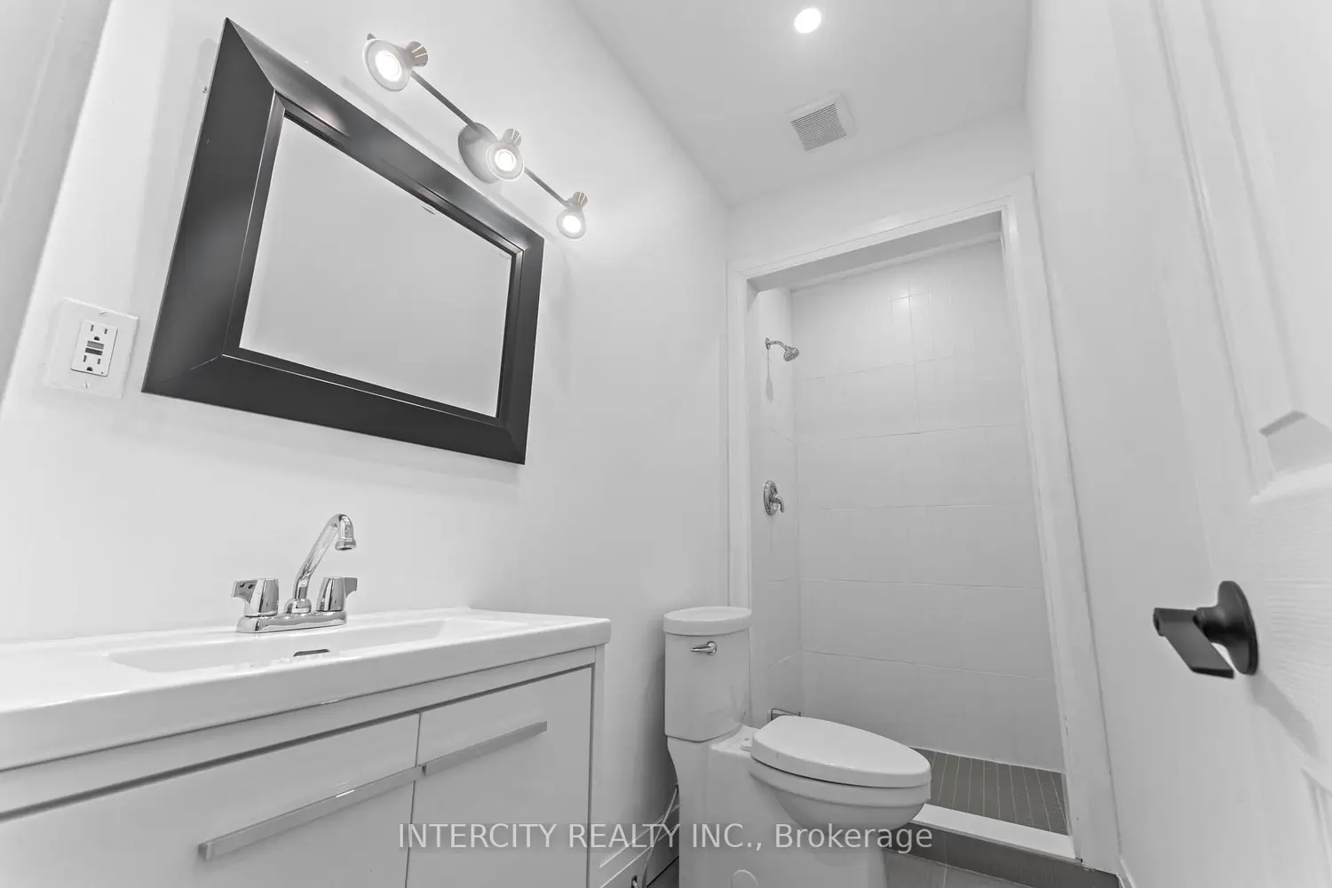 Additional image 7 of 68 Greendale Avenue