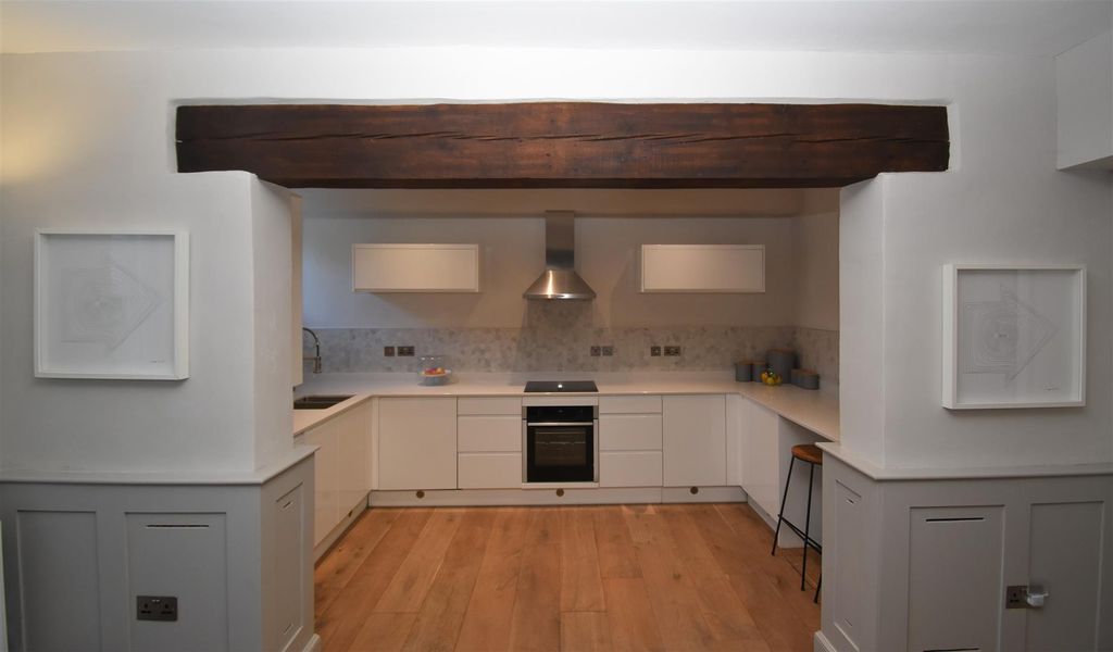 Additional image 6 of 2 bed flat to rentClarendon Crescent, Leamington Spa CV32