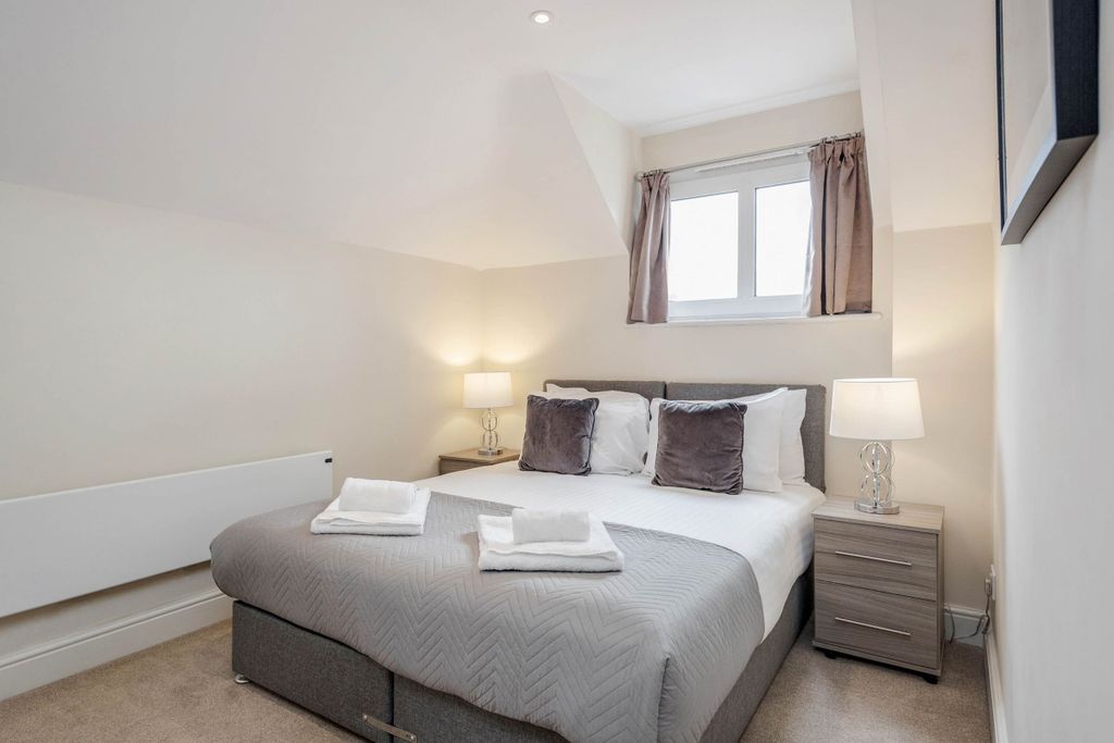 Additional image 6 of 1 bed flat to rentQueen Street, Maidenhead SL6