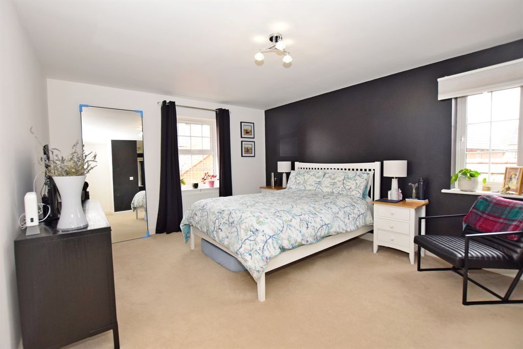 Additional image 10 of 5 bed detached house to rent7 Wellers Close, Felpham, Bognor Regis, West Sussex PO22