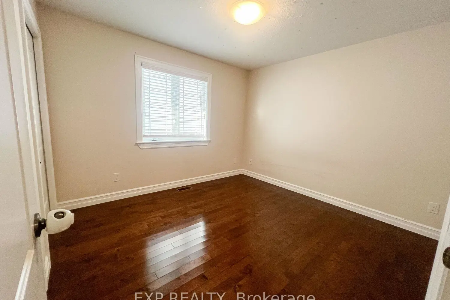 Additional image 6 of 1132 Mcclure Crescent