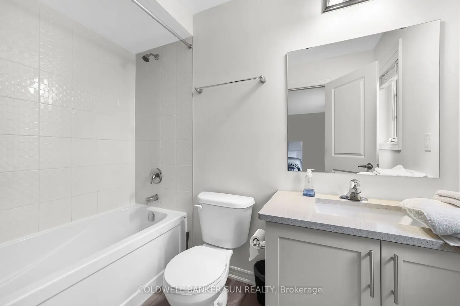 Additional image 15 of 15 Hummingbird Grove