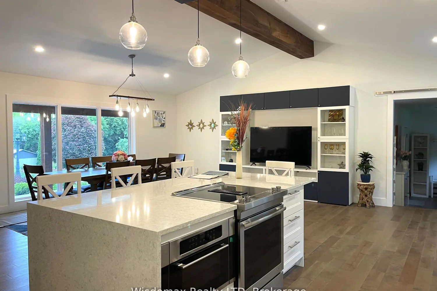 Additional image 4 of 341 Lakeshore Road