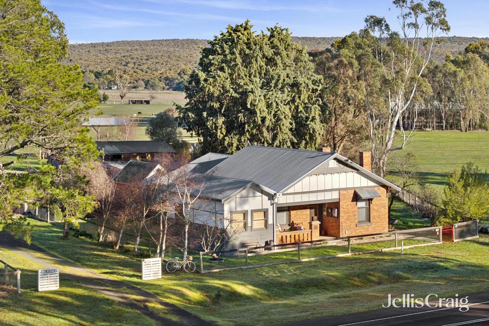 1585 Calder Highway, Taradale VIC 3447