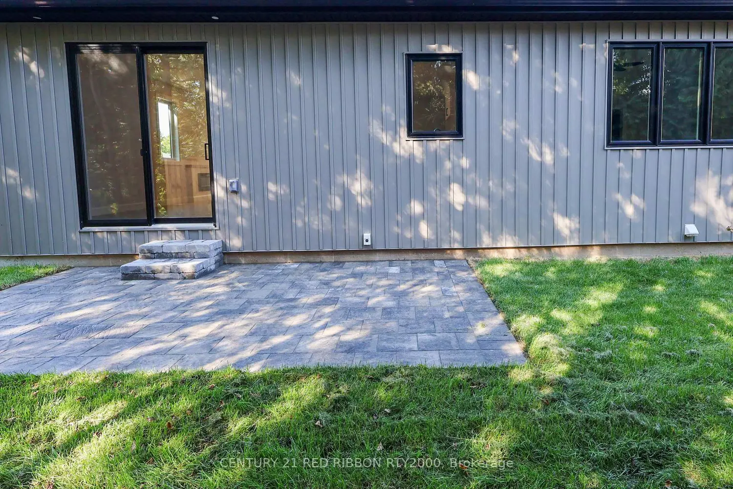 Additional image 2 of 430 Head Street 22