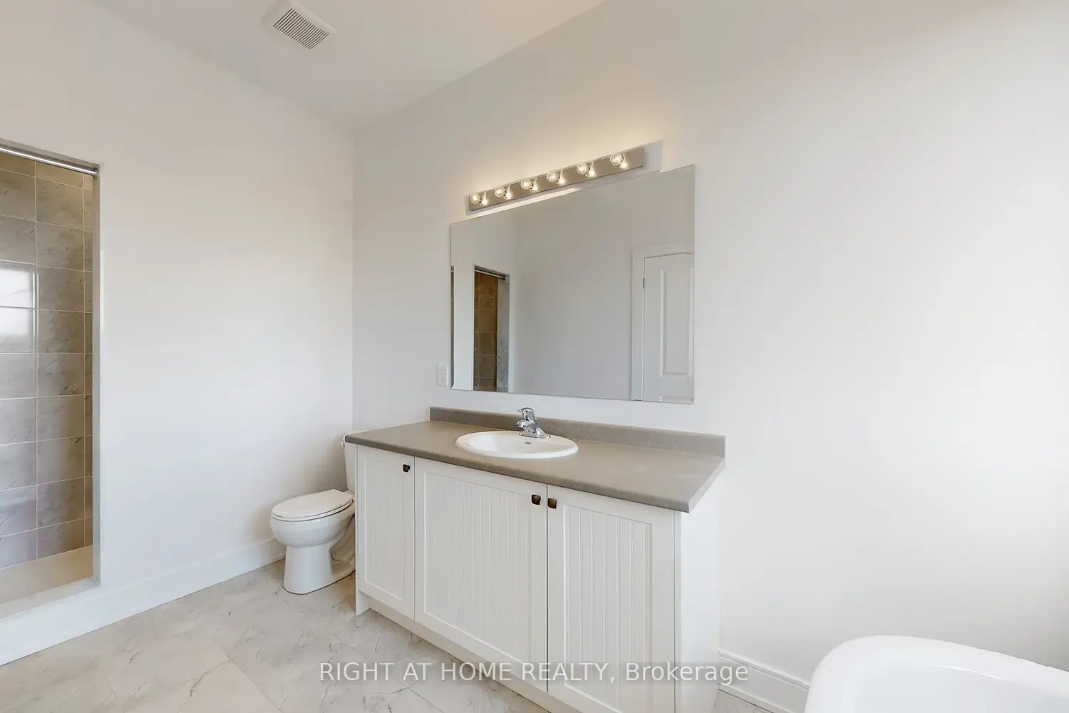 Additional image 13 of 243 Duncan Street