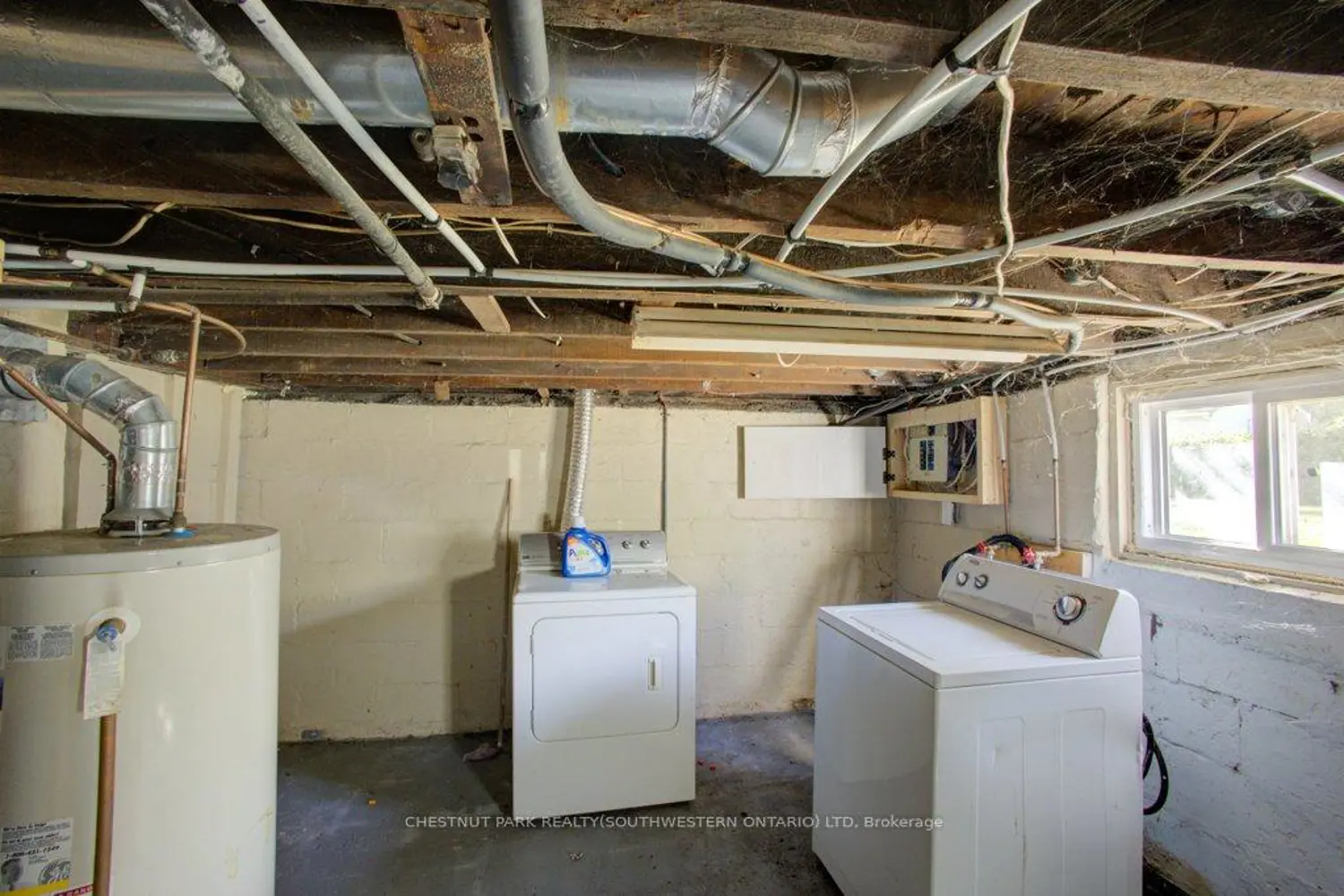 Additional image 15 of 3587 Bloomfield Road