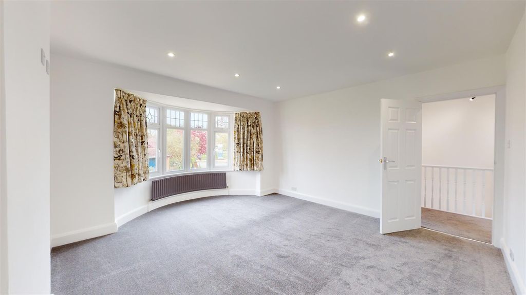 Additional image 16 of 5 bed detached house to rentGloucester Avenue, Melton Mowbray LE13