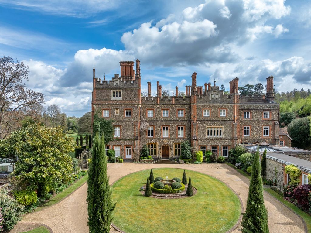 3 bed flat to rentAlbury Park Mansion, Albury Park, Albury, Guildford GU5
