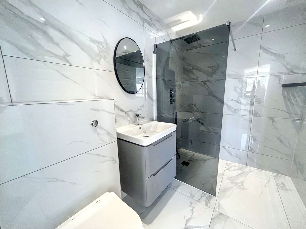 Additional image 15 of 4 bed flat to rentEsplanade, Whitley Bay NE26