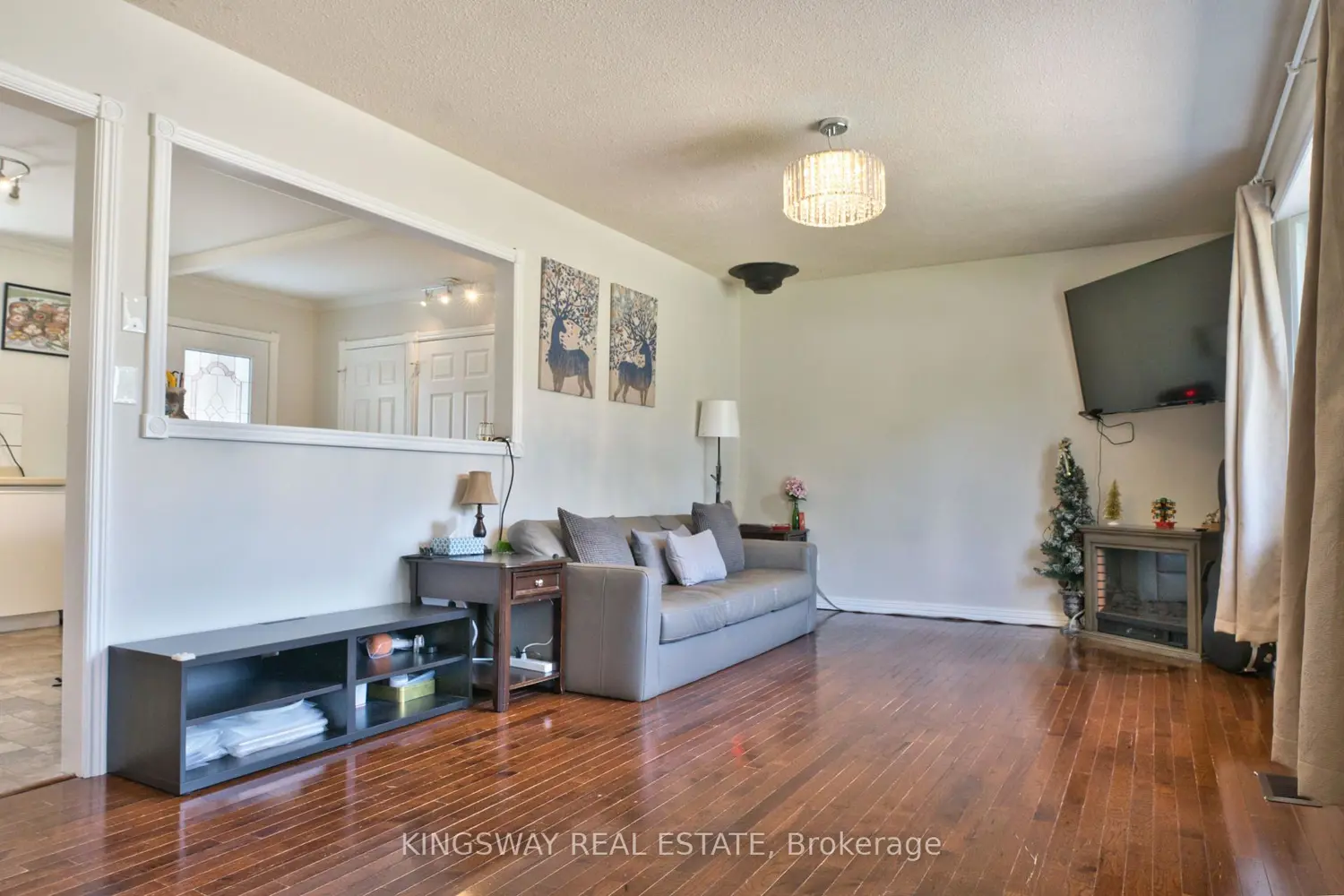 365 Adeline Drive photo 4