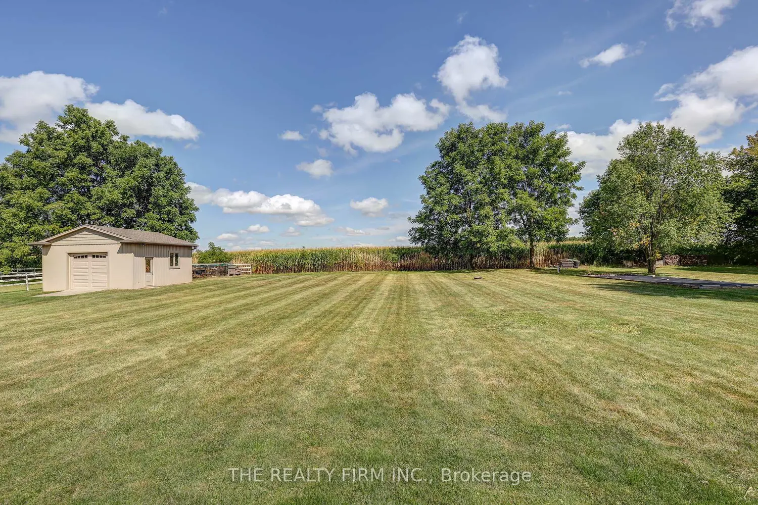 Additional image 20 of 22060 Nissouri Road