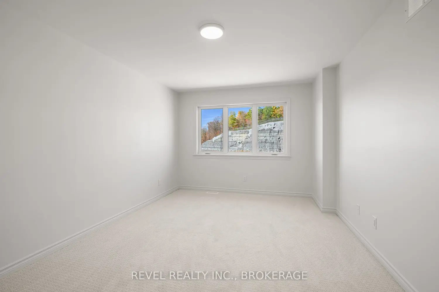 Additional image 9 of 332 Dockside Drive