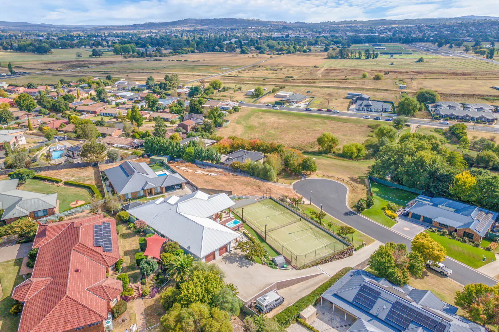 Additional image 29 of 4 Negundo Place, Bathurst NSW 2795