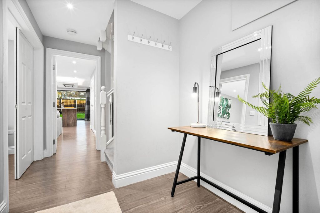 Additional image 23 of 5 bed semi-detached house to rentBrooklands Road, Hall Green, Birmingham B28