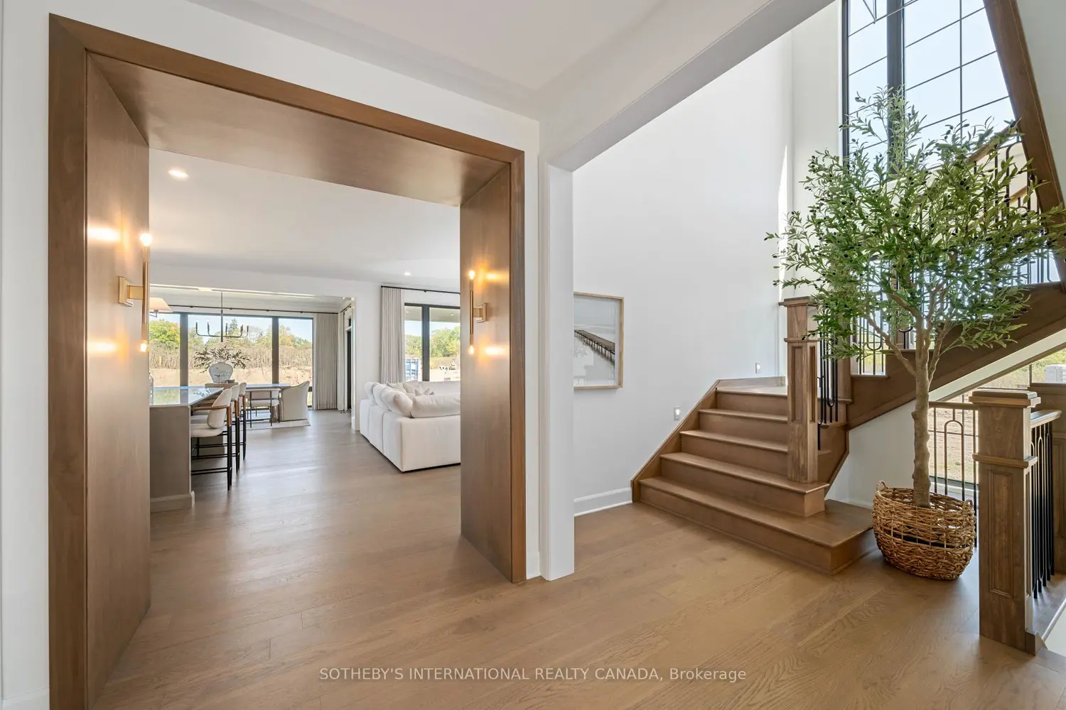 Additional image 4 of 526 Creekview Chase