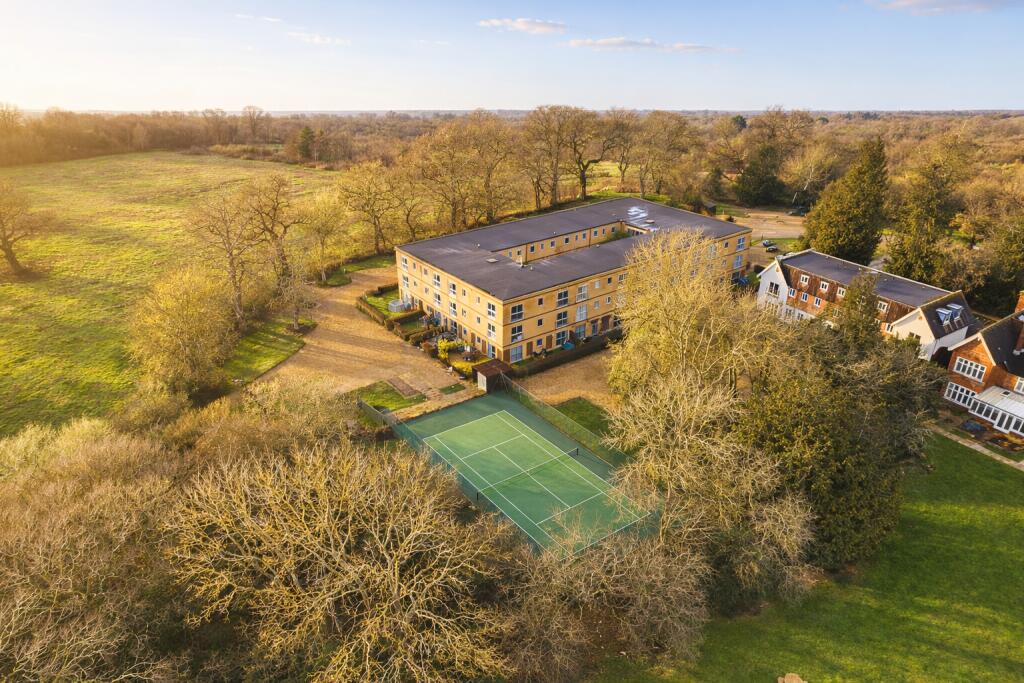 Additional image 12 of Astwick Manor, Coopers Green Lane, Hatfield, Hertfordshire, AL10