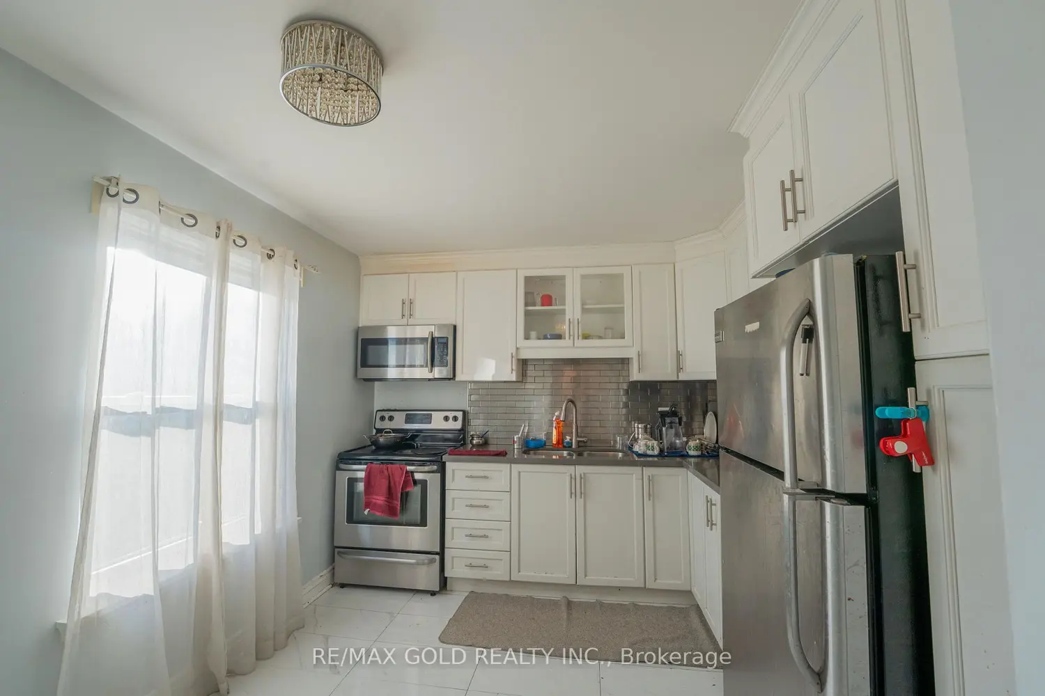 Additional image 7 of 900 Central Park Drive 107