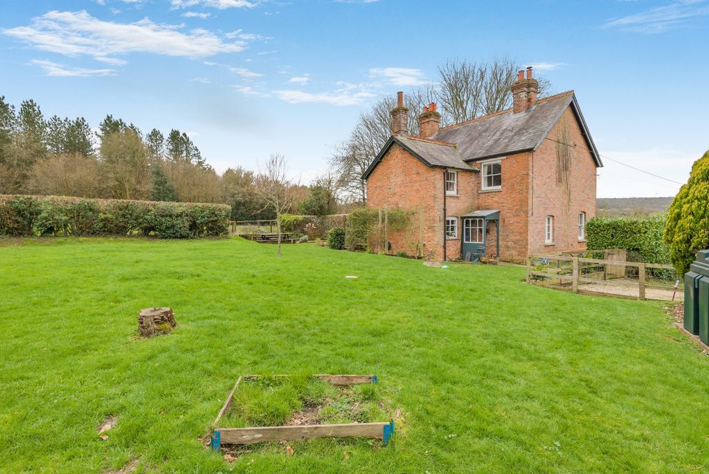 Additional image 15 of Detached house to rentHighclere Street, Highclere, Newbury, Berkshire RG20