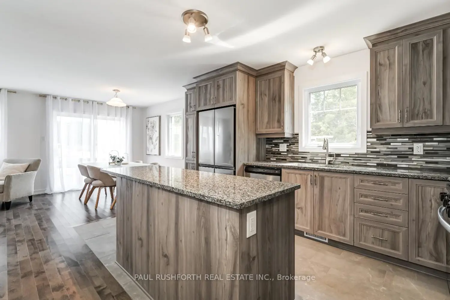 Additional image 12 of 457 Laurette Street