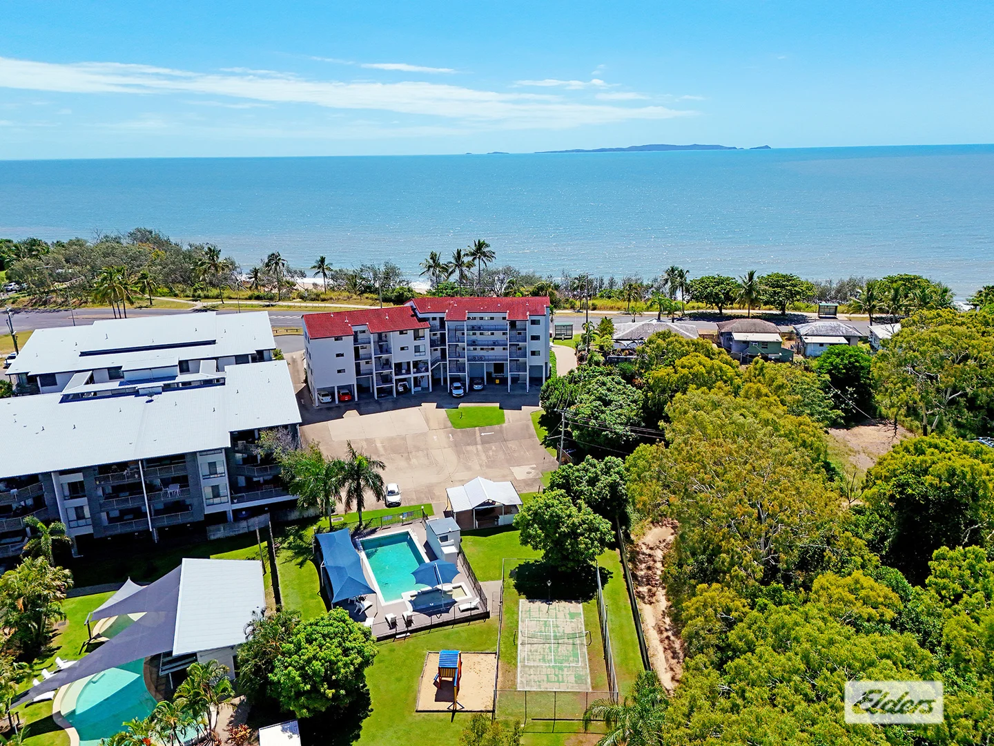 Additional image 6 of 1/100 Scenic Highway, Lammermoor QLD 4703