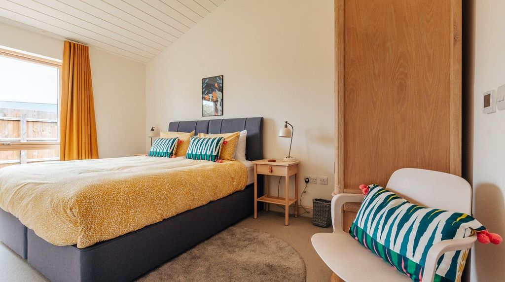 Additional image 9 of 4 bed detached bungalow to rentNewmarket Road, Stretham CB6