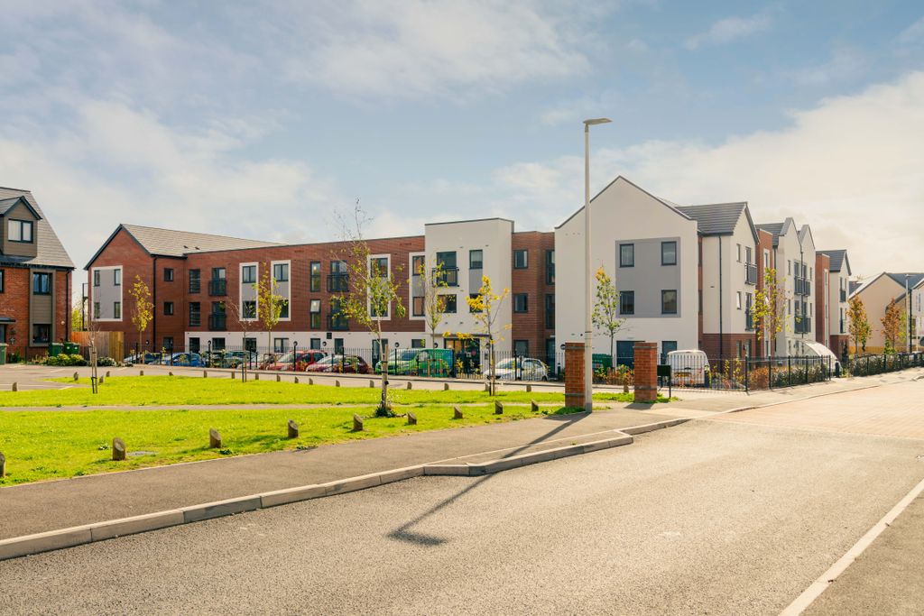 Additional image 8 of 1 bed flat to rentExeter Road, Topsham, Exeter EX3