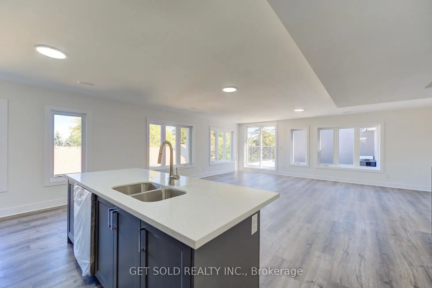 Additional image 7 of 6701 Thorold Stone Road 11