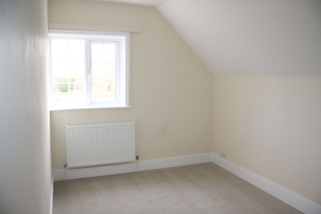 Additional image 8 of 3 bed cottage to rentRadley, Hungerford RG17