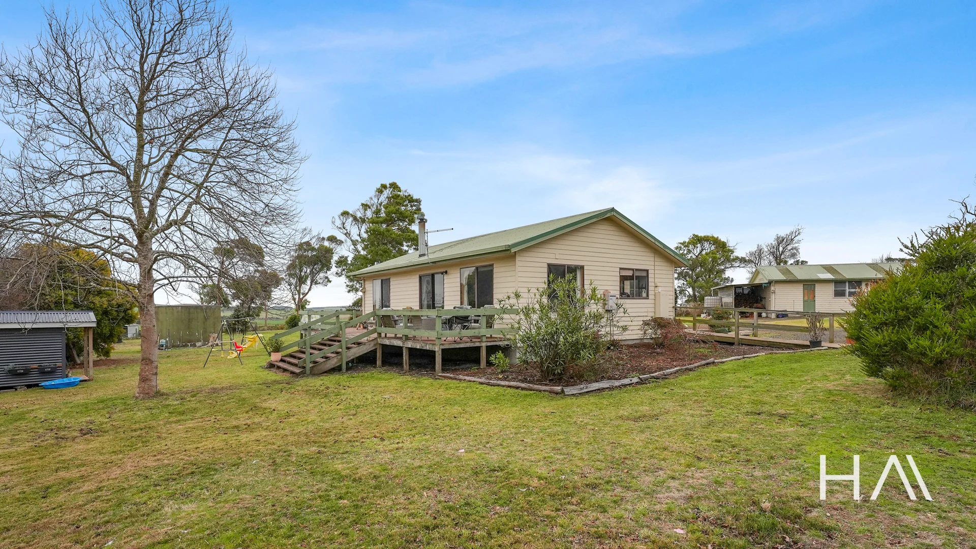 Additional image 3 of 38 Holmes Court, Bridport TAS 7262