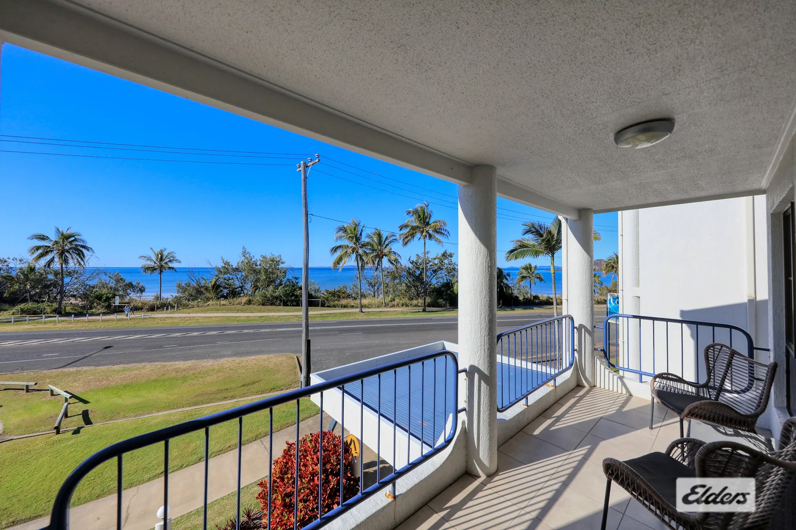 Additional image 9 of 1/100 Scenic Highway, Lammermoor QLD 4703