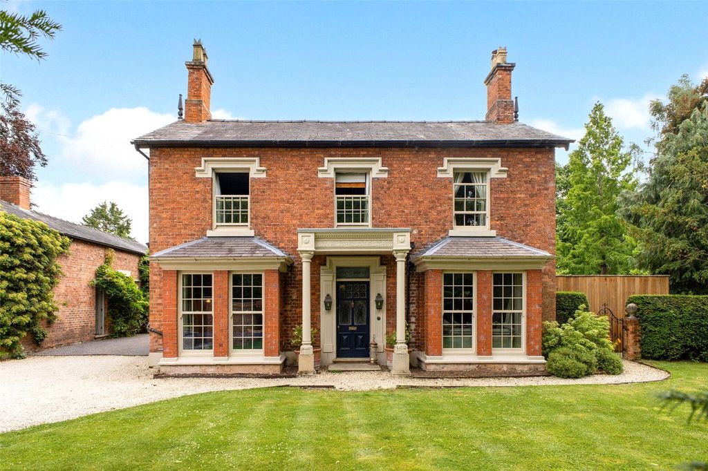 5 bed detached house to rentWhitchurch Road, Bunbury Heath, Tarporley, Cheshire CW6