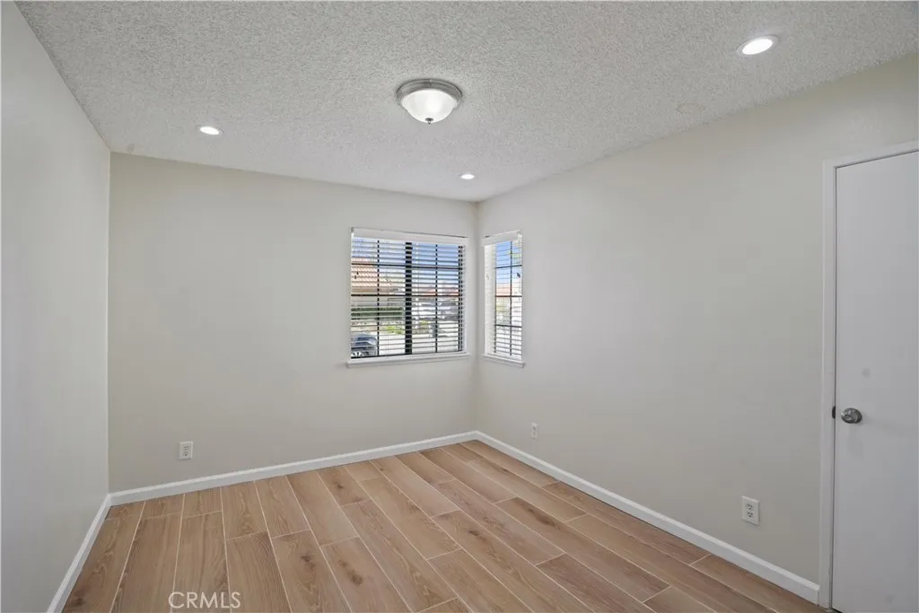 Additional image 17 of 37702 50th Street E, Palmdale, CA 93552