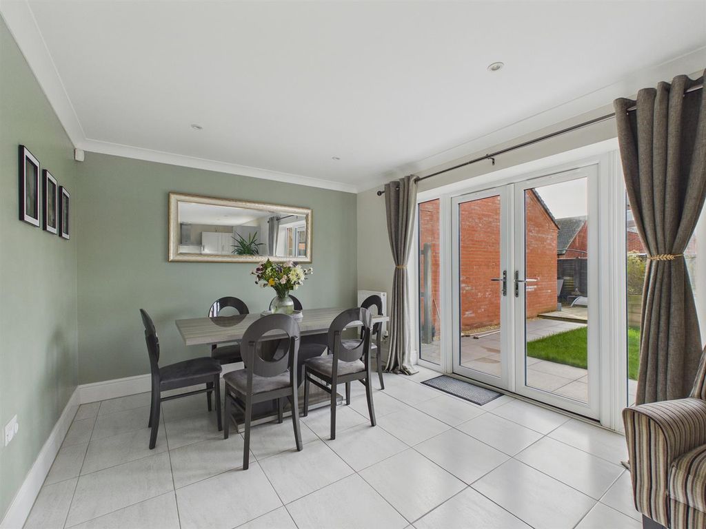 Additional image 5 of 4 bed detached house to rent4 Bay Tree Close, Upton-Upon-Severn, Worcester WR8