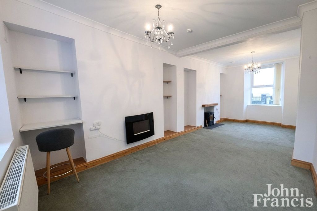 Additional image 3 of 2 bed semi-detached house to rentSt. John Street, Whitland SA34
