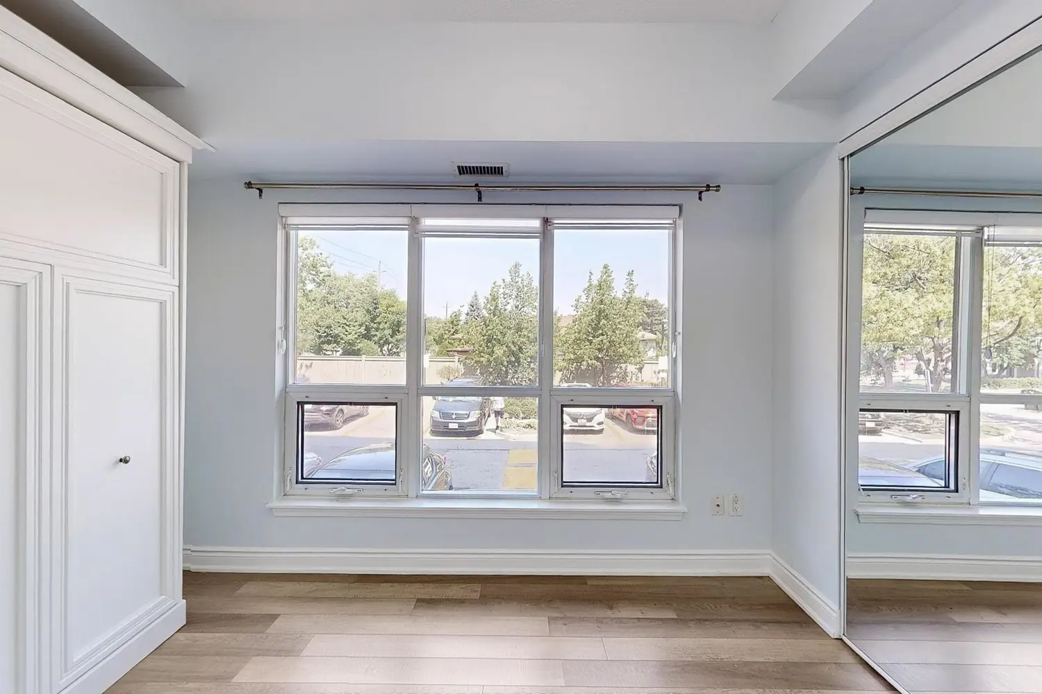 Additional image 12 of 760 Sheppard Avenue 103