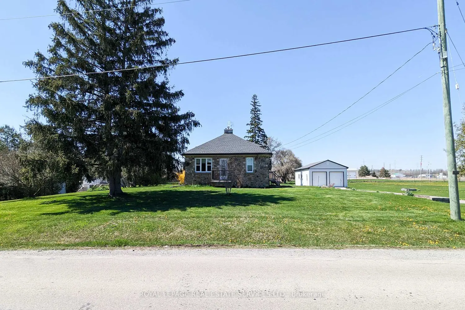 Additional image 20 of 3029 Burnhamthorpe Road