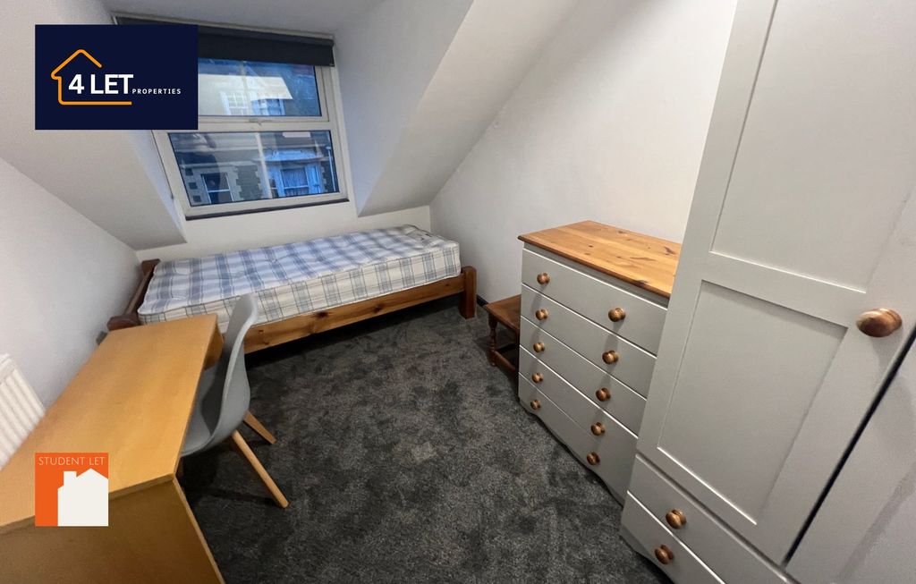 Additional image 6 of 4 bed flat to rentFlat 2, Portland Street, Aberystwyth SY23