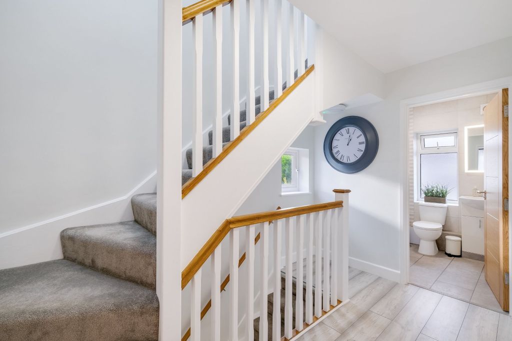Additional image 20 of 6 bed semi-detached house to rentChurch Road, Iver SL0