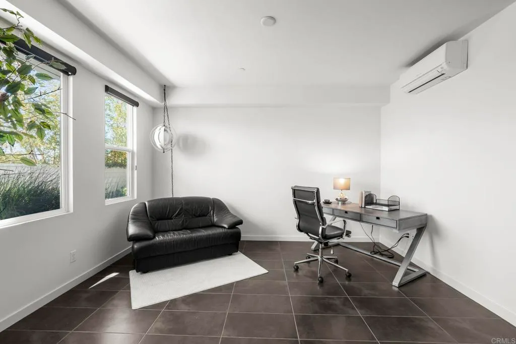 Additional image 65 of 2563 State Street, Carlsbad, CA 92008