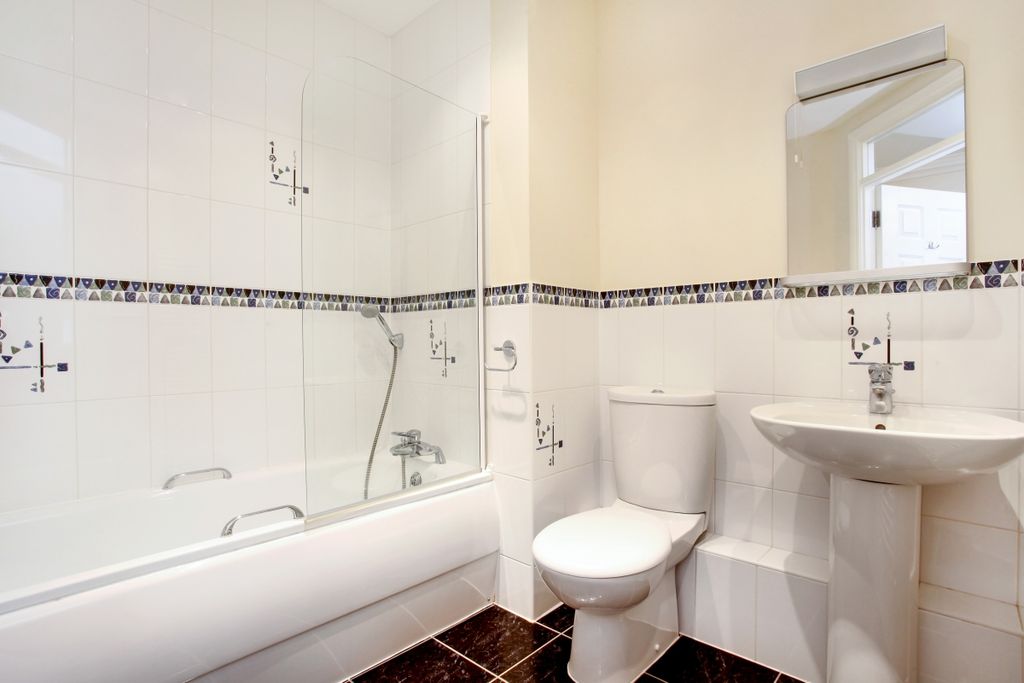 Additional image 13 of 2 bed flat to rentLongbourn, Windsor SL4