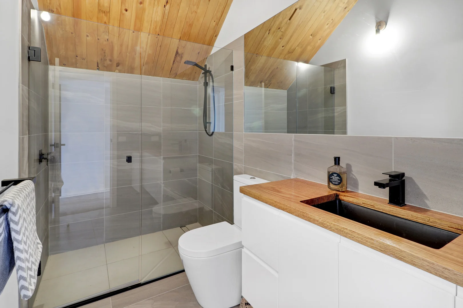 Additional image 13 of 123 Graves Road, Mansfield VIC 3722