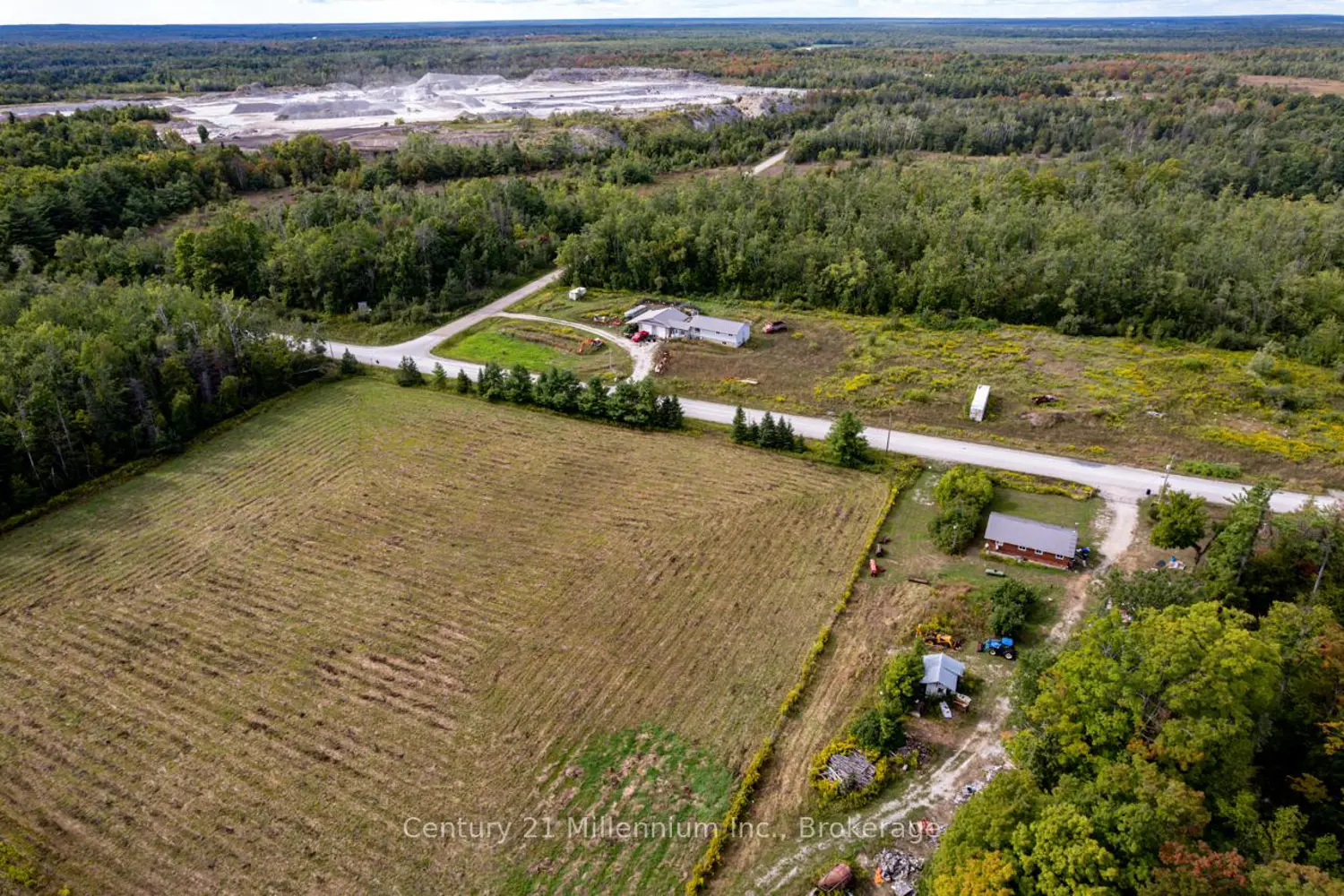 Additional image 10 of 6989 Con B/C Road